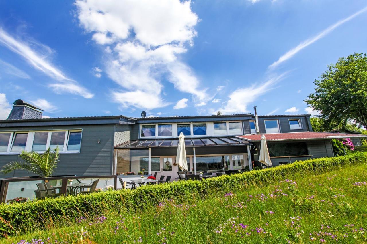 Hotel Brunnenbach เบราน์ลาเกอ ภายนอก รูปภาพ
