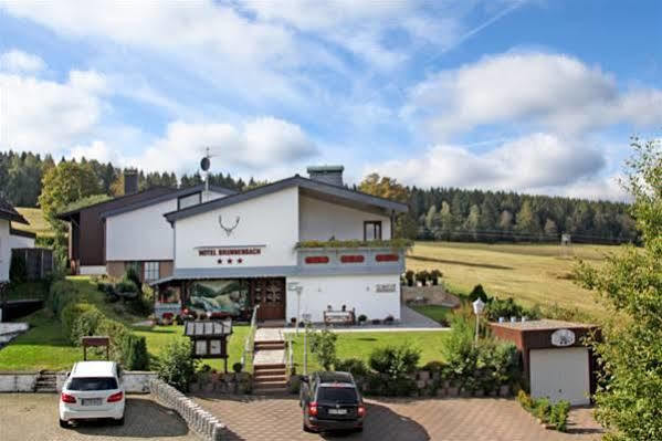 Hotel Brunnenbach เบราน์ลาเกอ ภายนอก รูปภาพ