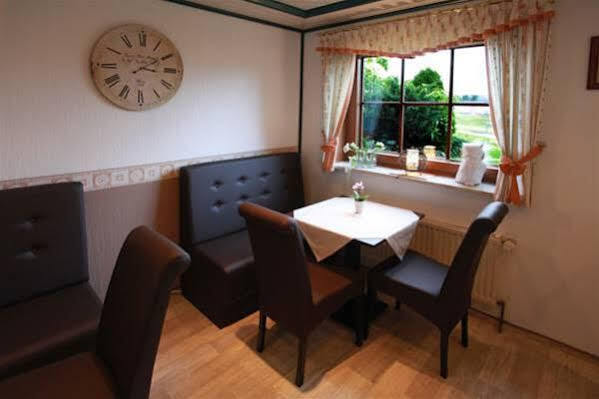 Hotel Brunnenbach เบราน์ลาเกอ ภายนอก รูปภาพ